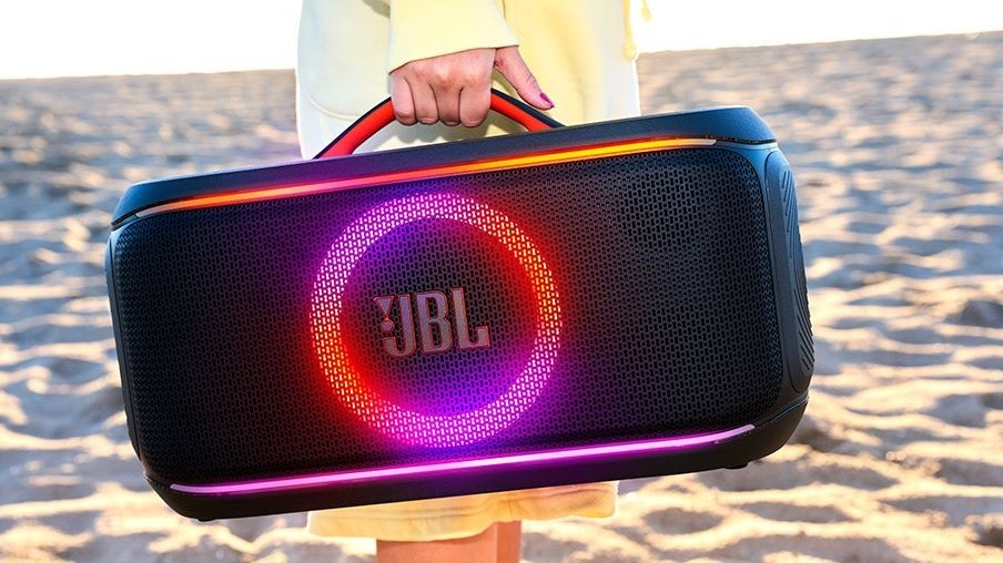 JBL ra mắt bộ đôi loa di động mới, mang 