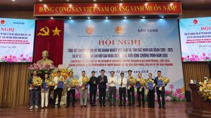 Bắc Ninh tổng kết 5 năm hỗ trợ doanh nghiệp, ký kết hợp tác mới với Samsung
