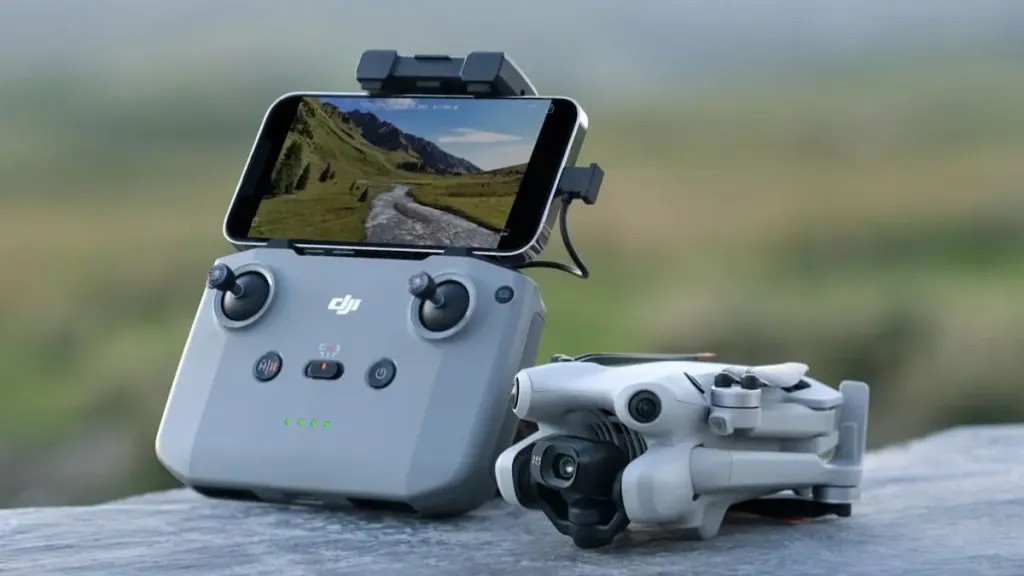 Thiết bị không dây flycam và RFID cũng nằm trong danh mục