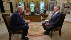 Ông Trump tiết lộ cách quản lý tài sản, muốn cải tổ Fed