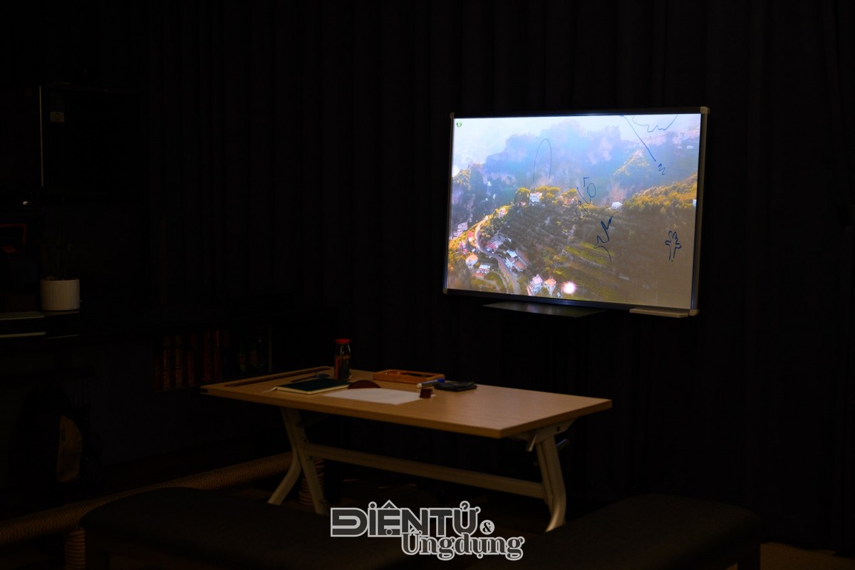 trải nghiệm xu hướng mới với dòng máy chiếu Epson Lifestudio