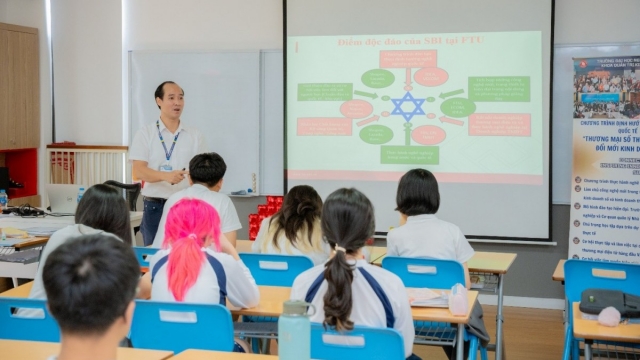 Trường Đại học Ngoại thương đón đầu xu hướng với ngành Thương mại điện tử