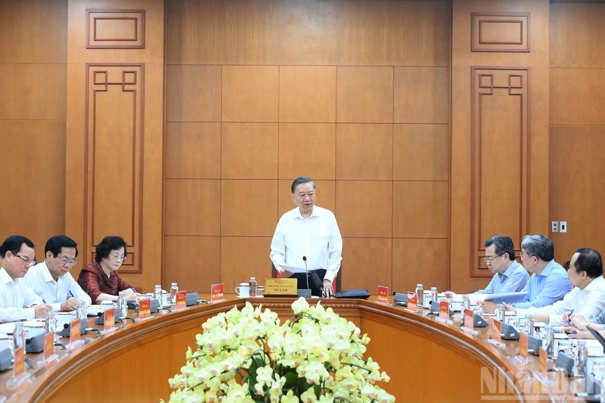 Tổng Bí thư, Chủ tịch nước Tô Lâm chủ trì cuộc làm việc với ngành nội vụ về chất lượng nguồn lao động﻿ Việt Nam. (Ảnh: nhandan.vn)