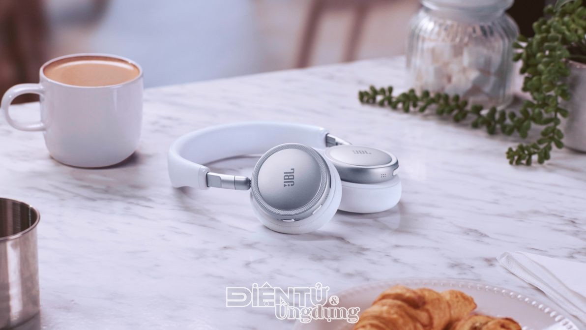 JBL Live 680NC