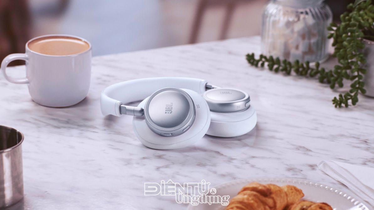 JBL Live 780NC