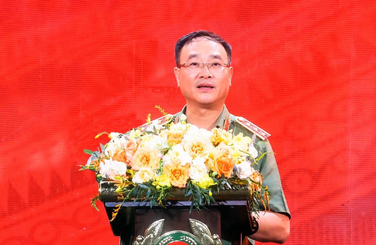 Khai mạc chuỗi sự kiện 'Tổ quốc bình yên': Lan tỏa thông điệp bảo vệ an ninh bằng công nghệ số Khai mạc chuỗi sự kiện 'Tổ quốc bình yên': Lan tỏa thông điệp bảo vệ an ninh bằng công nghệ số