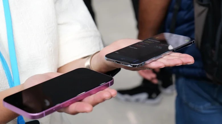 iPhone Ultra lộ giá bán và ngày ra mắt dự kiến