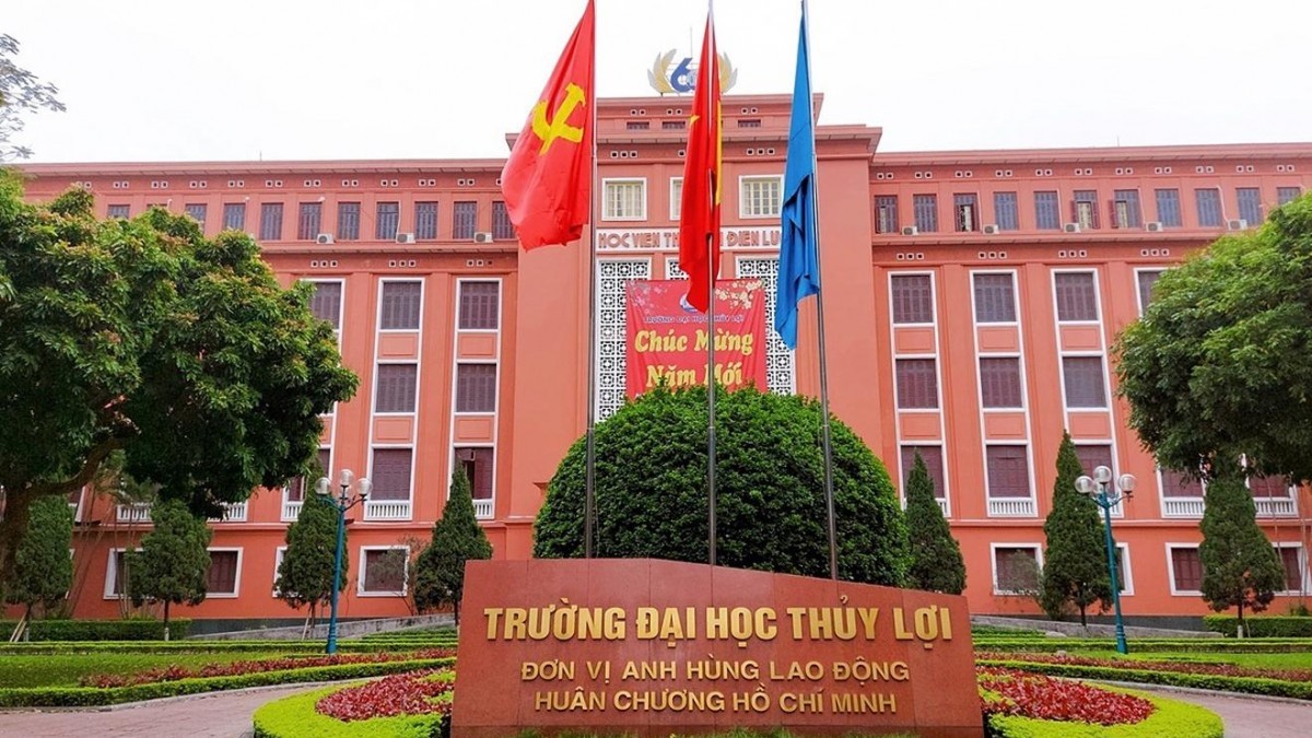 Đại học Thủy lợi công bố ngưỡng đầu vào 2026, hai ngành luật lấy 20 điểm