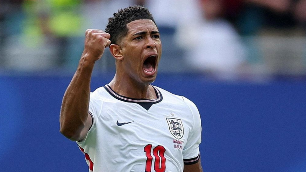 World Cup 2026: Bellingham tỏa sáng với cú đúp đưa tuyển Anh đi tiếp.