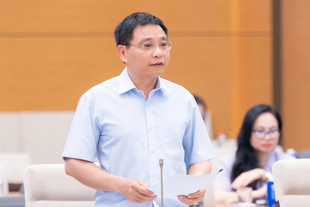 Phó Thủ tướng Nguyễn Văn Thắng phát biểu tại phiên họp.