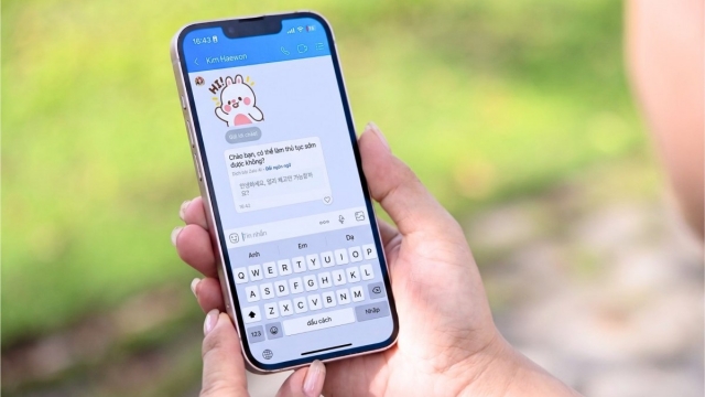 Người dùng Zalo đã có thể dịch tiếng Trung và tiếng Hàn