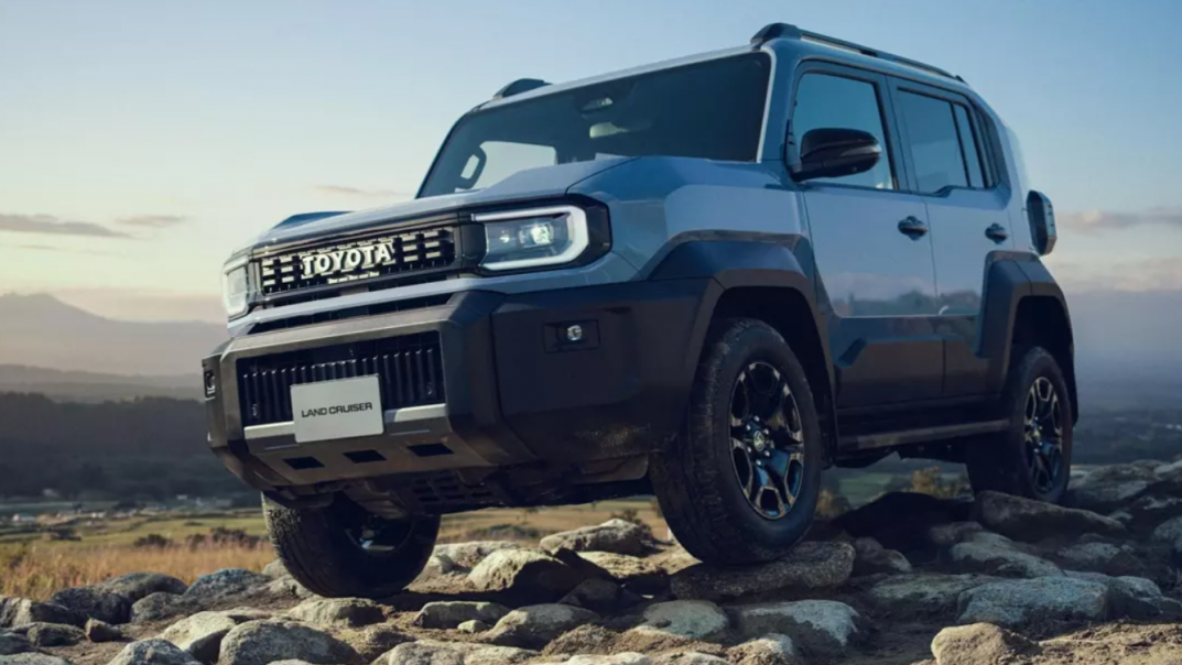 Toyota Việt Nam úp mở Land Cruiser FJ, giá dự kiến gần 1,2 tỷ đồng