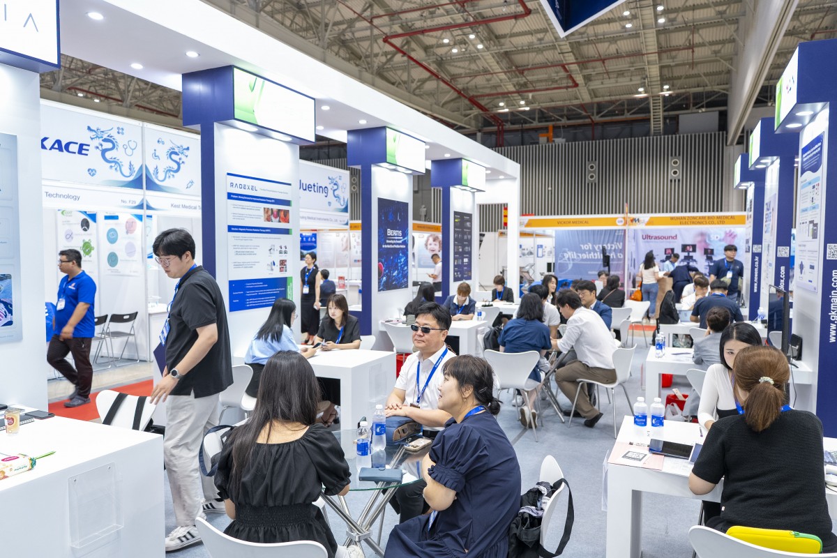 Vietnam Medi-Pharm Expo 2026 giới thiệu công nghệ, nguyên liệu và thiết bị y dược hiện đại