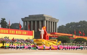 Chuyển từ 'học tập và làm theo' sang 'học tập và thực hành' tư tưởng Hồ Chí Minh