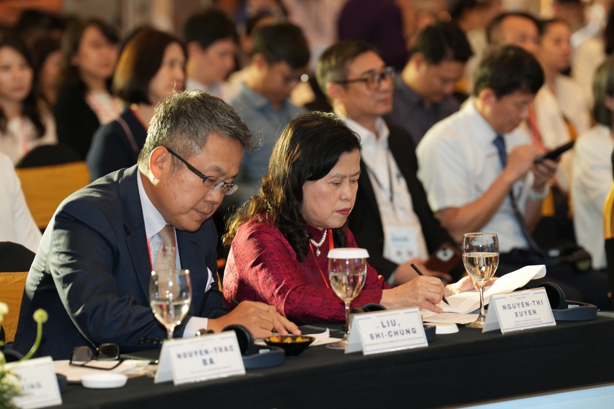 Nhiều công nghệ điều trị ung thư tiên tiến được giới thiệu tại Hội thảo Quốc tế về Điều trị Ung thư 2026 Nhiều công nghệ điều trị ung thư tiên tiến được giới thiệu tại Hội thảo Quốc tế về Điều trị Ung thư 2026