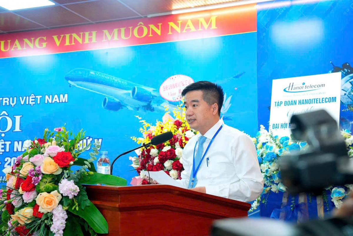 PGS.TS. Phạm Ngọc Lãng tiếp tục được bầu làm Chủ tịch Hội Hàng không - Vũ trụ Việt Nam PGS.TS. Phạm Ngọc Lãng tiếp tục được bầu làm Chủ tịch Hội Hàng không - Vũ trụ Việt Nam