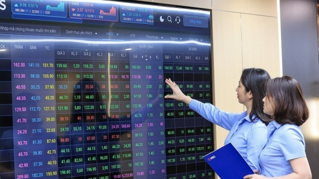 Nhận định chứng khoán 21/7: VN-Index dò tìm điểm cân bằng dưới mốc 1.750 điểm