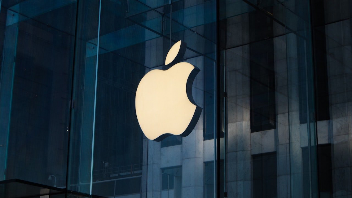 Cập nhật iOS làm chậm iPhone cũ? Sự thật phía sau vụ kiện trăm triệu USD của Apple Cập nhật iOS làm chậm iPhone cũ? Sự thật phía sau vụ kiện trăm triệu USD của Apple
