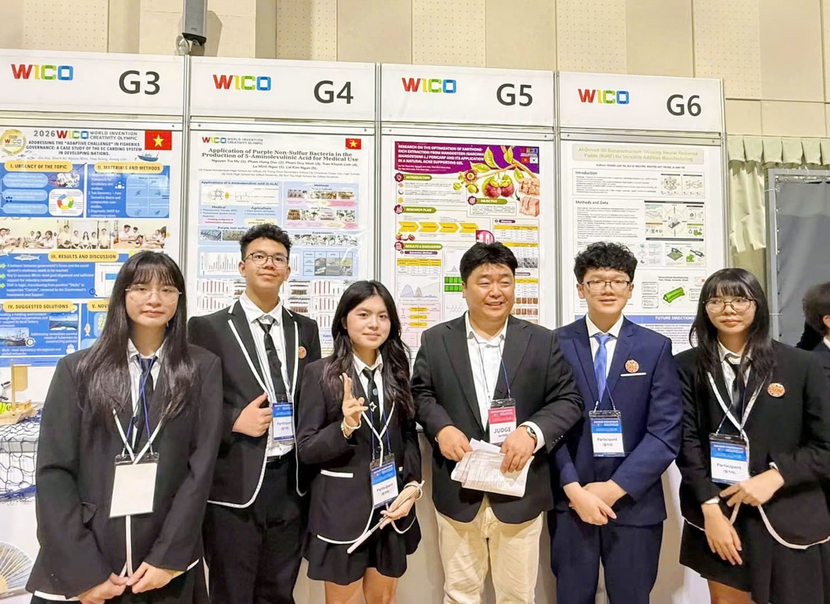 Học sinh Việt Nam giành Huy chương Vàng WICO 2026 tại Hàn Quốc Học sinh Việt Nam giành Huy chương Vàng WICO 2026 tại Hàn Quốc