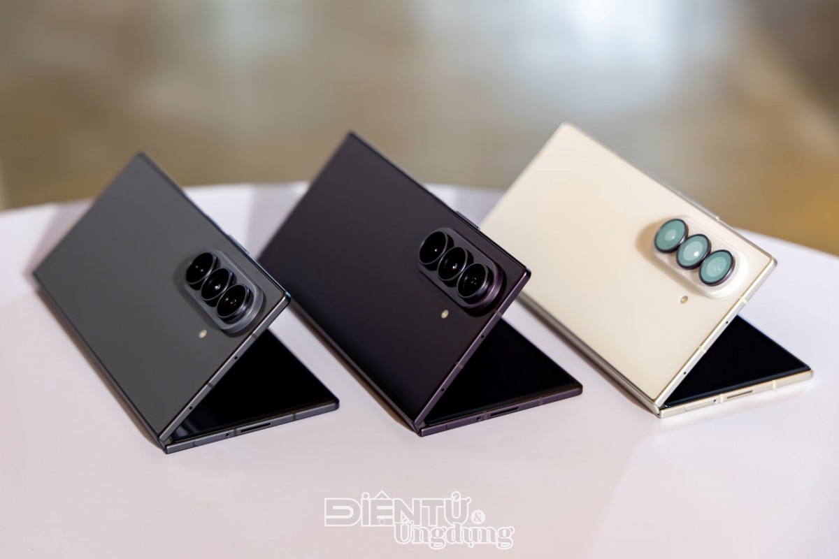 Galaxy Z Fold8 Ultra