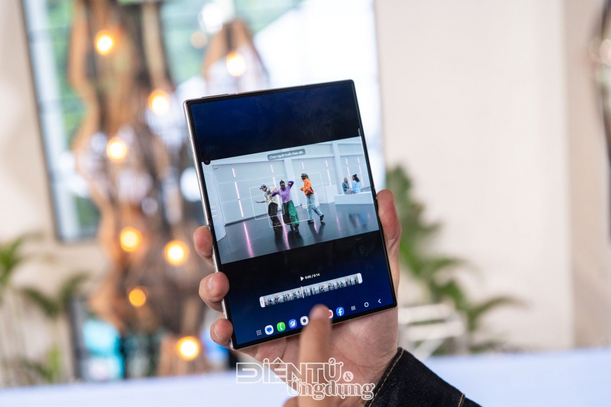 Chi tiết về 3 phiên bản điện thoại gập vừa ra mắt của Samsung