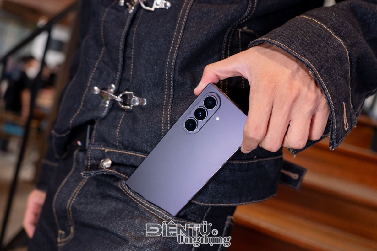 Galaxy Z Fold8 Ultra