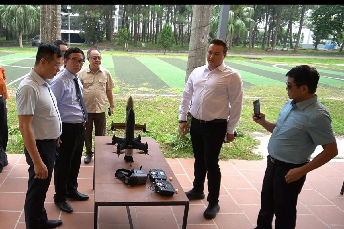 Ba mẫu UAV tích hợp AI diễn tập đánh chặn đạt hiệu suất 100%