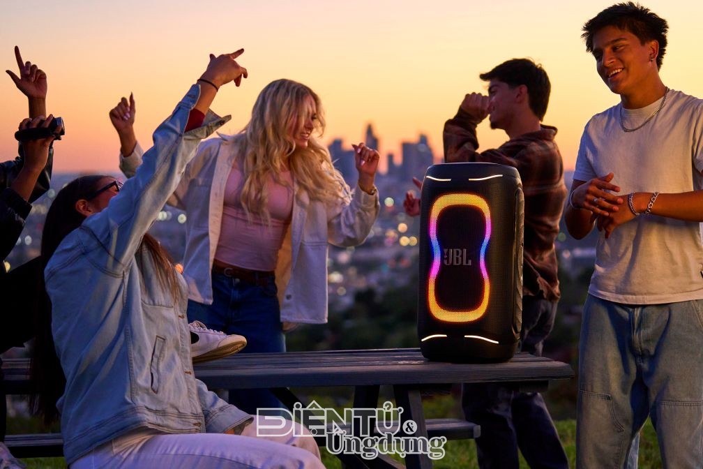 JBL PartyBox 130 JBL PartyBox 130