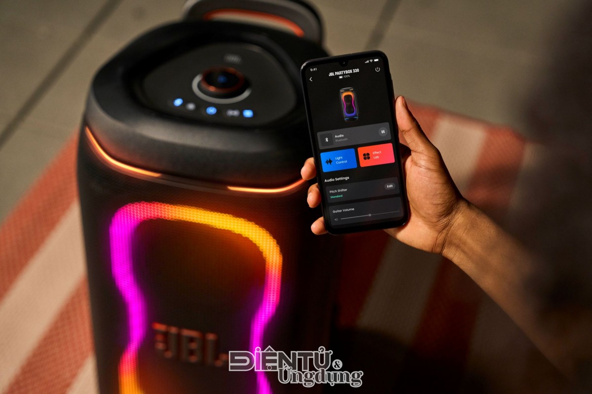 JBL ra mắt bộ đôi loa tiệc thế hệ mới PartyBox 330 và PartyBox 130 JBL ra mắt bộ đôi loa tiệc thế hệ mới PartyBox 330 và PartyBox 130