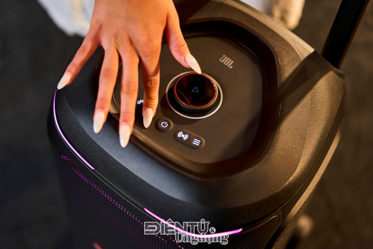 JBL PartyBox 330 JBL PartyBox 330