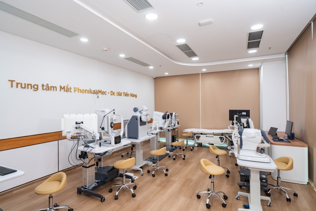 Bệnh viện Đại học Phenikaa đưa Trung tâm Mắt chuyên sâu vào hoạt động