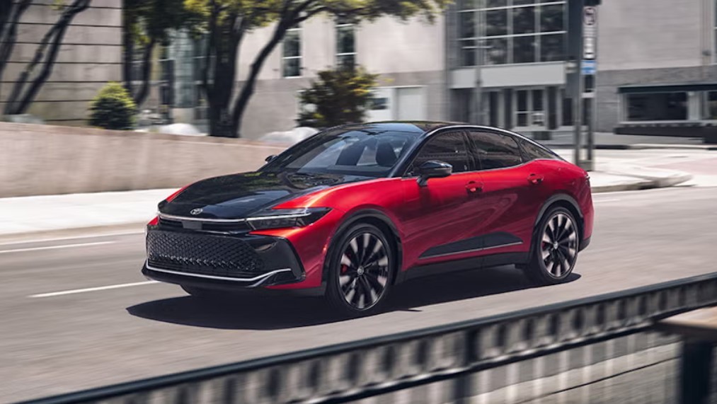 Toyota nâng cấp dòng xe Crown  2027 với hệ thống hybrid mới
