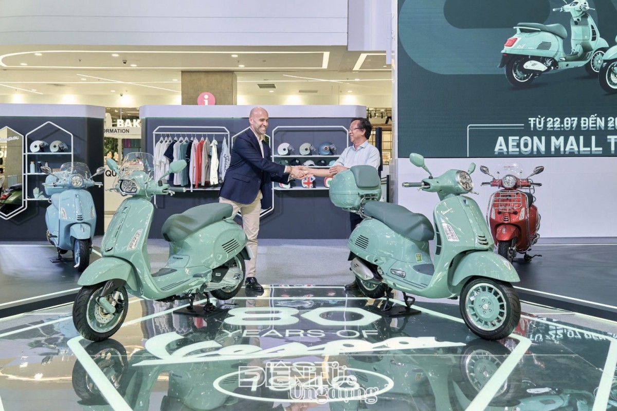 Hành trình kỷ niệm 80 năm Vespa đang có mặt tại Đà Nẵng