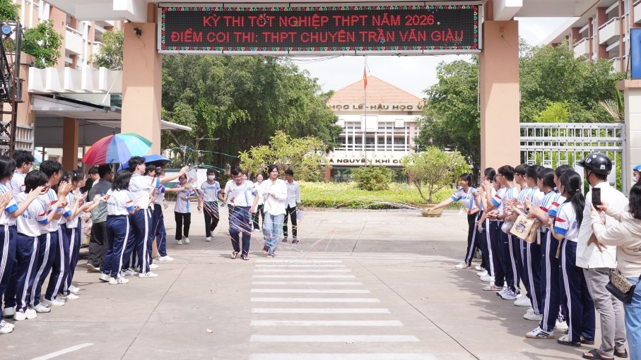 Duy trì kỳ thi tốt nghiệp THPT, tăng cường công nghệ chống gian lận