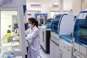 Muốn làm chủ AI, bán dẫn, Việt Nam cần đầu tư dài hạn cho nghiên cứu cơ bản