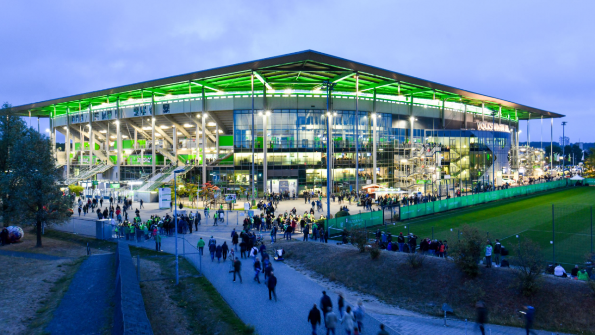 Sân vận động Volkswagen Arena. Ảnh: Stadionführung Volkswagen Arena Sân vận động Volkswagen Arena. Ảnh: Stadionführung Volkswagen Arena
