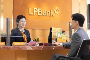 LPBank lãi trước thuế 5.973 tỷ đồng nửa đầu năm, tiền gửi không kỳ hạn giảm tỷ trọng