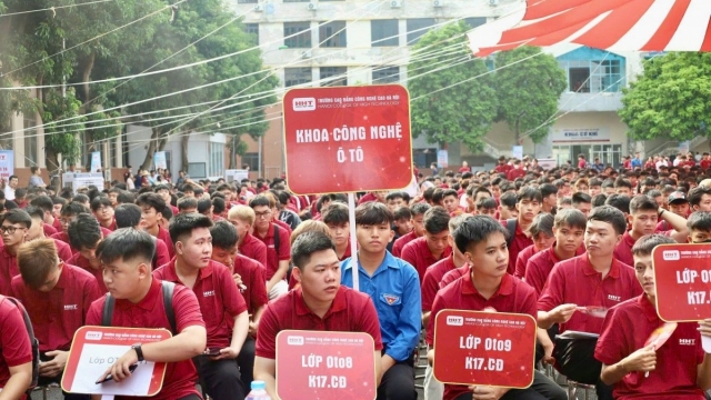 Hơn 3.000 tân sinh viên nhập học, Trường Cao đẳng Công nghệ cao Hà Nội lập kỷ lục tuyển sinh