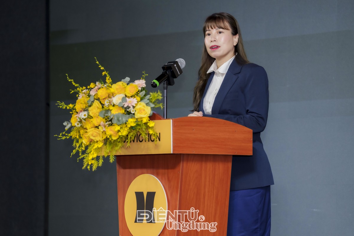 Bà Nguyễn Minh Hương, Tổng Giám đốc SCEX