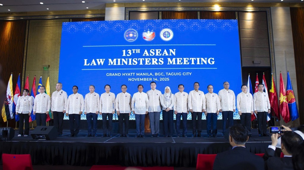 Diễn đàn pháp luật ASEAN năm 2026 với chủ đề “Ứng dụng trí tuệ nhân tạo (AI) trong công tác xây dựng và thi hành pháp luật trong kỷ nguyên số. Diễn đàn pháp luật ASEAN năm 2026 với chủ đề “Ứng dụng trí tuệ nhân tạo (AI) trong công tác xây dựng và thi hành pháp luật trong kỷ nguyên số.