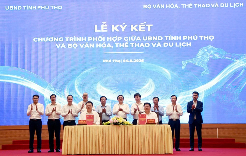 Bộ VHTTDL và UBND tỉnh Phú Thọ ký kết Chương trình phối hợp phát triển du lịch thông minh và kinh tế số du lịch giai đoạn 2026–2030. 