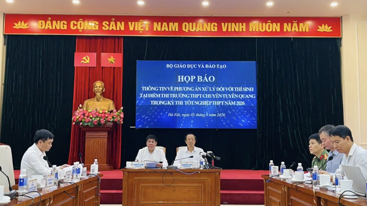 Khởi tố 29 bị can vụ gian lận điểm thi Tuyên Quang, 328 thí sinh thi lại toàn bộ
