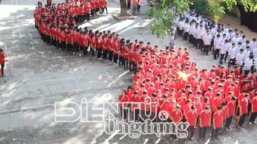 Dự kiến giảm hơn 17.000 đầu mối trường công trước năm học mới