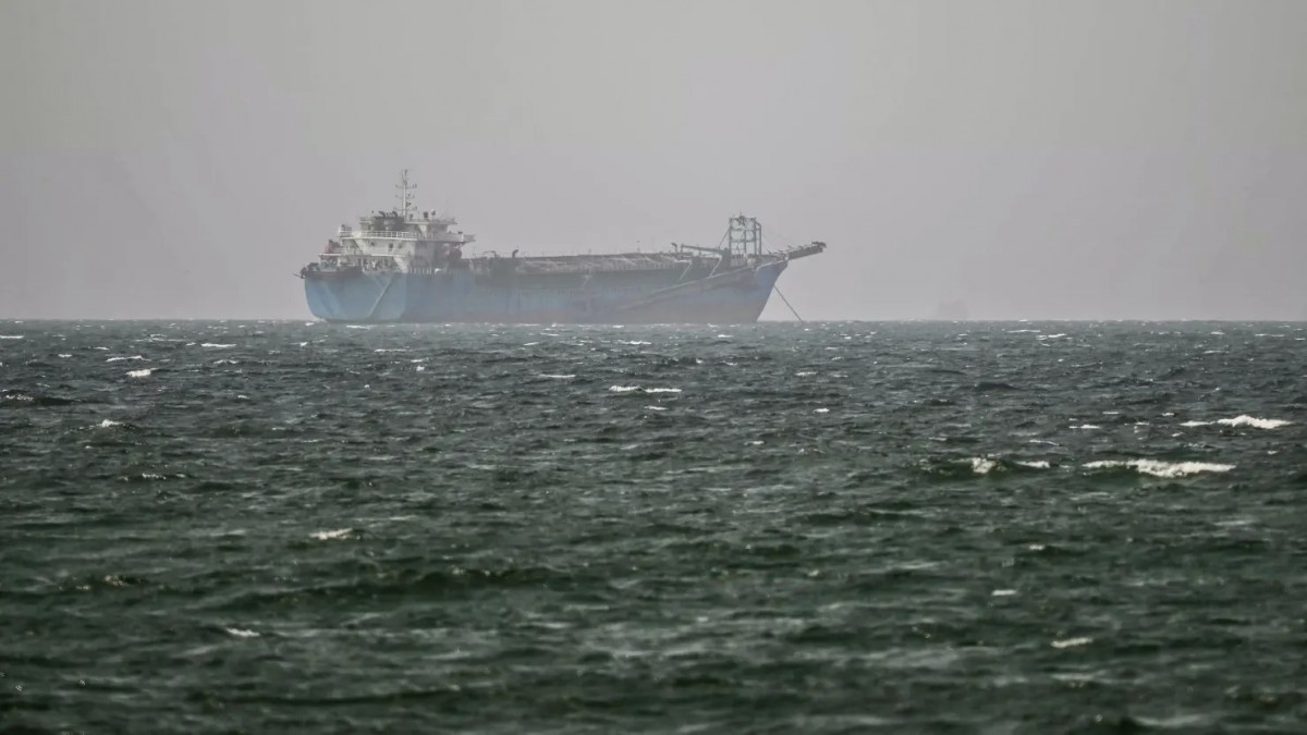 Giá dầu tăng khi Iran tính siết tàu qua eo biển Hormuz