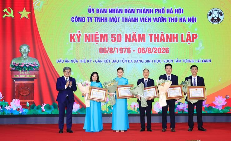 Vườn thú Hà Nội bước vào chặng đường phát triển mới sau 50 năm Vườn thú Hà Nội bước vào chặng đường phát triển mới sau 50 năm