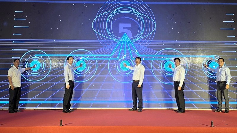 Cần Thơ công bố hạ tầng số công cộng 5G, hướng tới kết nối AI, IoT và đô thị thông minh