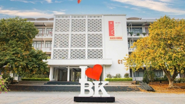 Điểm chuẩn Đại học Bách khoa Hà Nội 2026: Khoa học dữ liệu dẫn đầu với 29,54 điểm