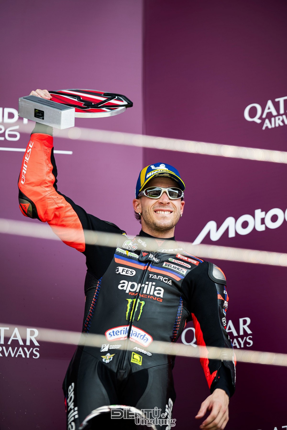 Aprilia độc chiếm mọi bảng xếp hạng của giải đua Grand Prix