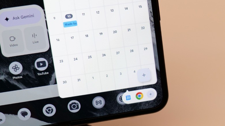 Trên tay Pixel 11 Pro Fold: Google giậm chân tại chỗ trước Samsung
