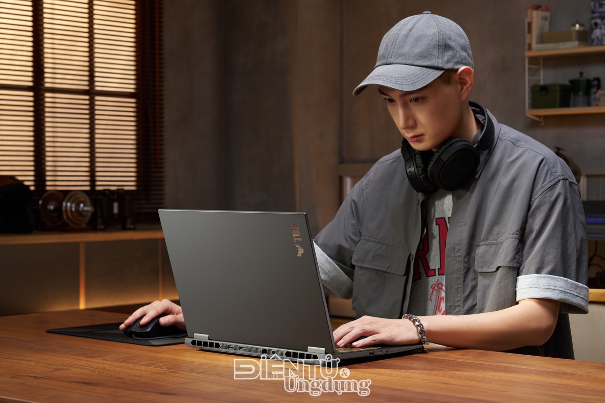 ASUS TUF Gaming 16 trang bị RTX 50 Series chính thức lên kệ ASUS TUF Gaming 16 trang bị RTX 50 Series chính thức lên kệ